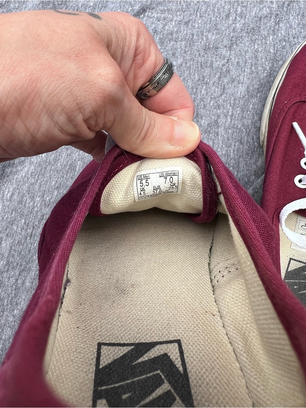 Lo Pro Maroon VANS - Women’s 7 - Lace Up Sneakers - Picture 6 of 6
